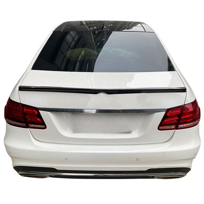 Bakspoiler till Mercedes E-klass W212 blank svart
