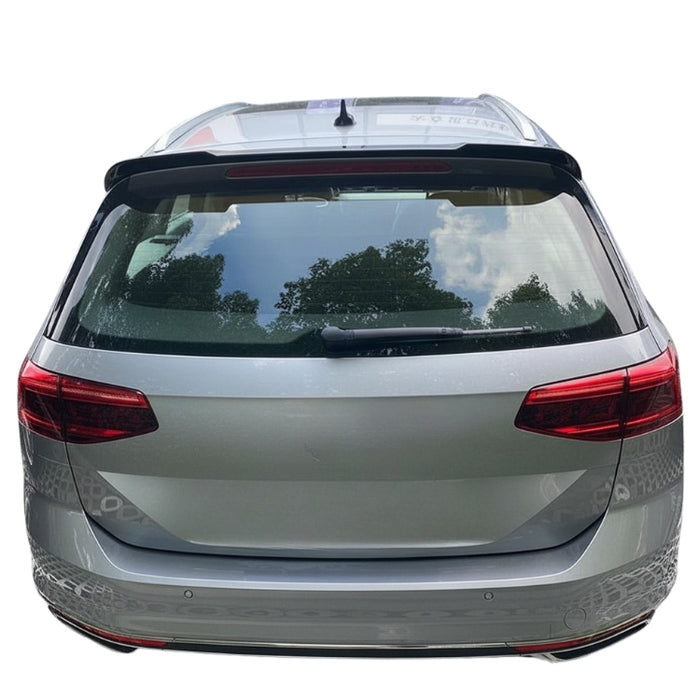 Bakspoiler till Volkswagen Passat B8 blank svart