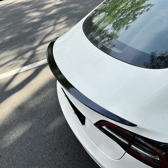 Tesla modell 3 blank svart spoiler