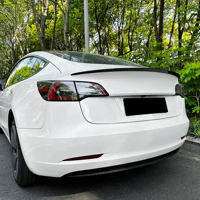 Tesla modell 3 blank svart spoiler