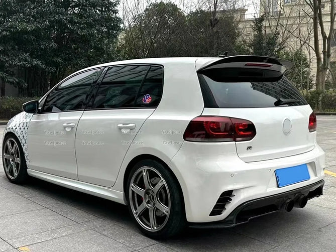 Bakspoiler till Volkswagen Golf 6 blank svart