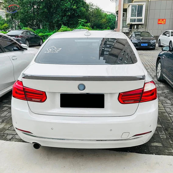 F30 spoiler blank svart