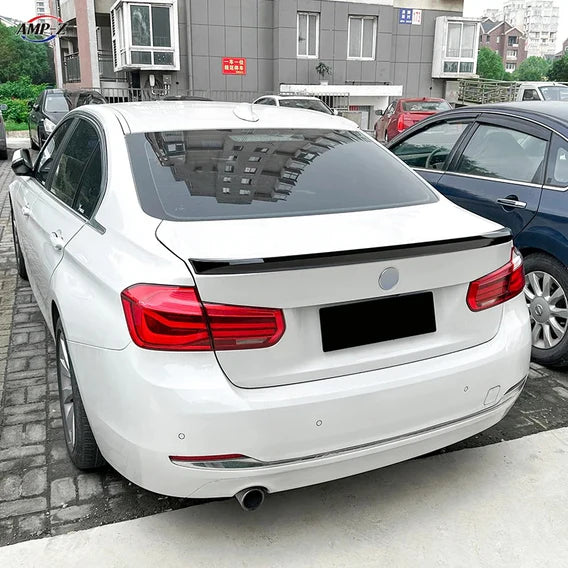 F30 spoiler blank svart